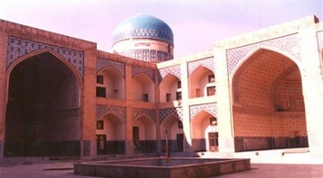 مدرسه دو درب؛ شش قرن شکوه علم و وقف در جوار حرم رضوی