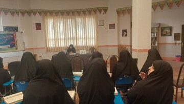 بزرگداشت شهید رئیسی در مدرسه علمیه خواهران نقده+ عکس