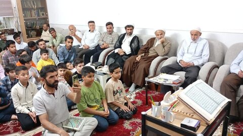 تصاویر/ محفل آموزش قرآن به نوجوانان