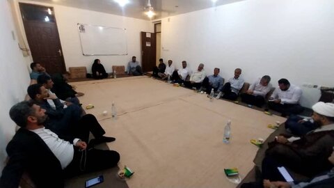 تصاویر/ نشست برنامه‌ریزی دهه امامت و ولایت در آبدان