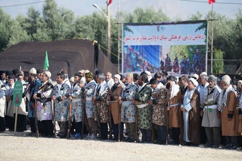 تصاویر رزمایش بزرگ بسیج عشایری کشور با عنوان میثاق  با ولایت در لرستان