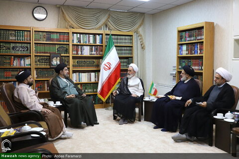Photos/ Rencontre du président du Conseil indien des oulémas avec l'ayatollah A'rafi