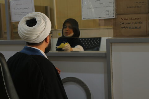 اهدای خون روحانیون و طلاب استان همدان