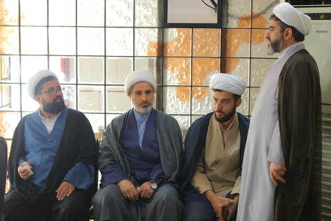 اهدای خون روحانیون و طلاب استان همدان