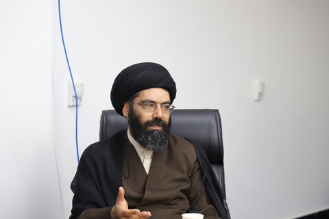 تصاویر/ نشست هم اندیشی مبلغین فضای مجازی