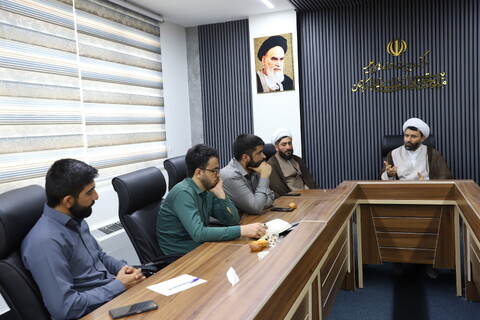 تصاویر/ نشست هم اندیشی مبلغین فضای مجازی