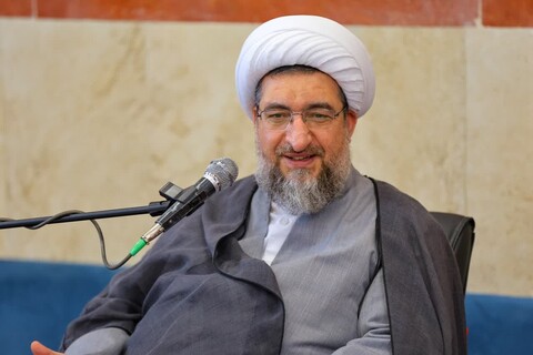 تصاویر | درس اخلاق نماینده ولی فقیه در استان  در مدرسه علمیه امیرالمومنین (ع) تبریز