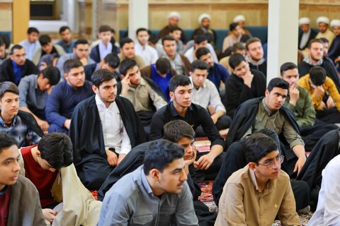 تصاویر | درس اخلاق نماینده ولی فقیه در استان  در مدرسه علمیه امیرالمومنین (ع) تبریز