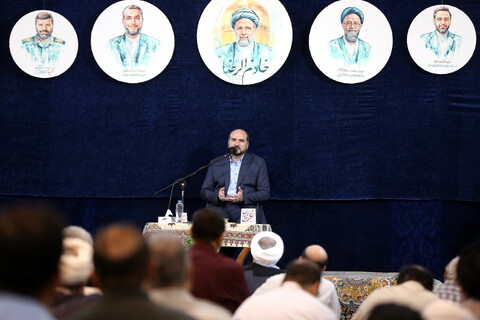 تصاویر/ مراسم گرامی داشت شهدای خدمت و شهید جمهور