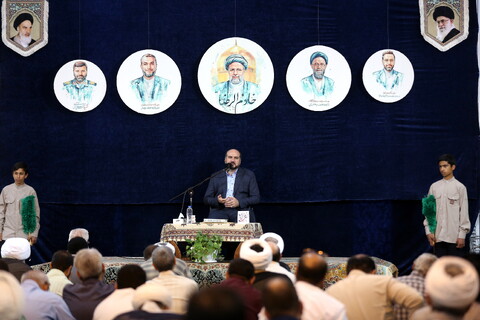 تصاویر/ مراسم گرامی داشت شهدای خدمت و شهید جمهور