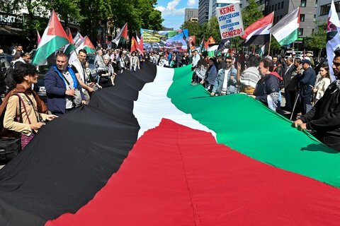 لندن میں فلسطین کی حمایت میں پانچ لاکھ افراد کا عظیم الشان احتجاجی مارچ