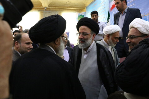تصاویری از دیدارهای رئیس جمهور شهید با مراجع و علما قم
