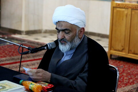 تصاویر / مراسم بزرگداشت حجت الاسلام نقده دوزان در حسینیه بنی فاطمه اصفهان