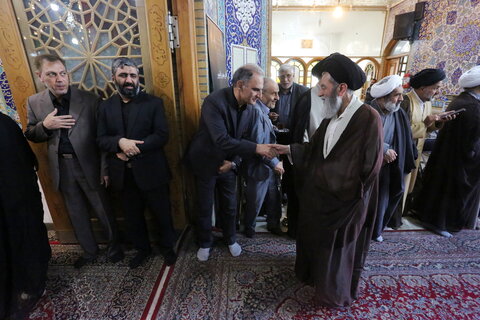 تصاویر / مراسم بزرگداشت حجت الاسلام نقده دوزان در حسینیه بنی فاطمه اصفهان