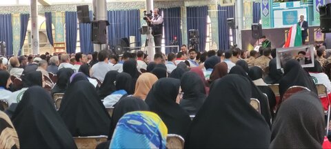 تصاویر/حضور طلاب موسسه آموزش عالی ریحانة النبی (ی)اراک در مراسم سالگرد شهدای خدمت