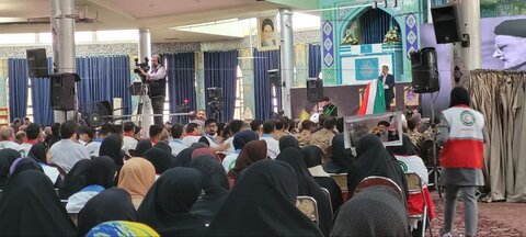 تصاویر/حضور طلاب موسسه آموزش عالی ریحانة النبی (ی)اراک در مراسم سالگرد شهدای خدمت