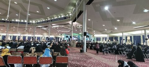 تصاویر/حضور طلاب موسسه آموزش عالی ریحانة النبی (ی)اراک در مراسم سالگرد شهدای خدمت