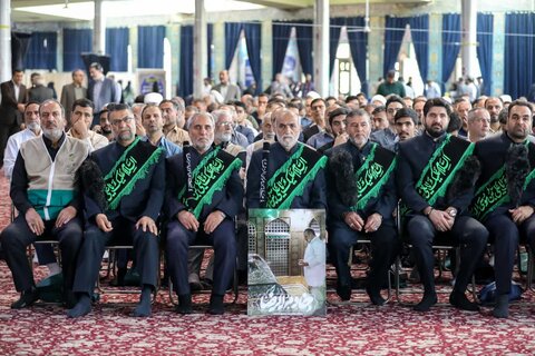 تصاویر/حضور طلاب موسسه آموزش عالی ریحانة النبی (ی)اراک در مراسم سالگرد شهدای خدمت