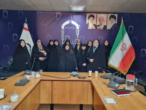 تصاویر/اردوی آموزشی، پژوهشی، زیارتی قم جمکران ویژه طلاب مدرسه علمیه معصومیه تفرش