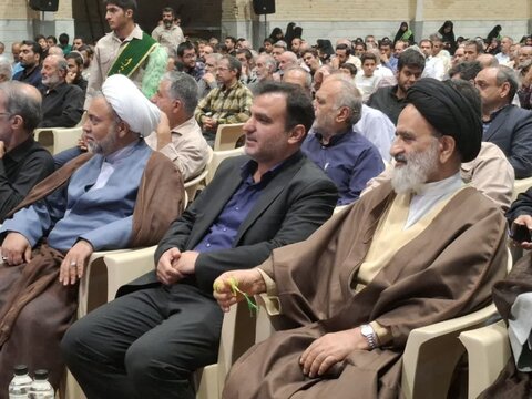 تصاویر / مراسم اولین سالگرد شهدای خدمت در ناحیه مقاومت بسیج کاشان