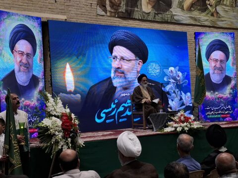 تصاویر / مراسم اولین سالگرد شهدای خدمت در ناحیه مقاومت بسیج کاشان