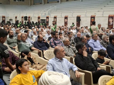 تصاویر / مراسم اولین سالگرد شهدای خدمت در ناحیه مقاومت بسیج کاشان