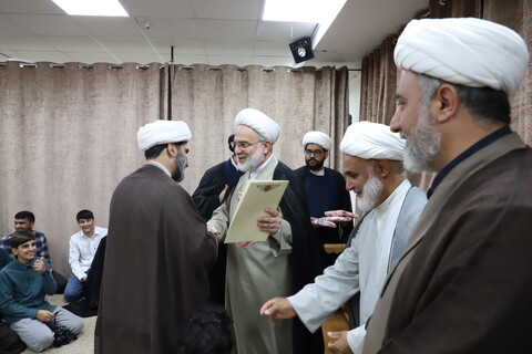 تصاویر/ تجلیل از اساتید و طلاب برتر حوزه علمیه خاتم الانبیاء سنندج