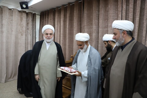 تصاویر/ تجلیل از اساتید و طلاب برتر حوزه علمیه خاتم الانبیاء سنندج