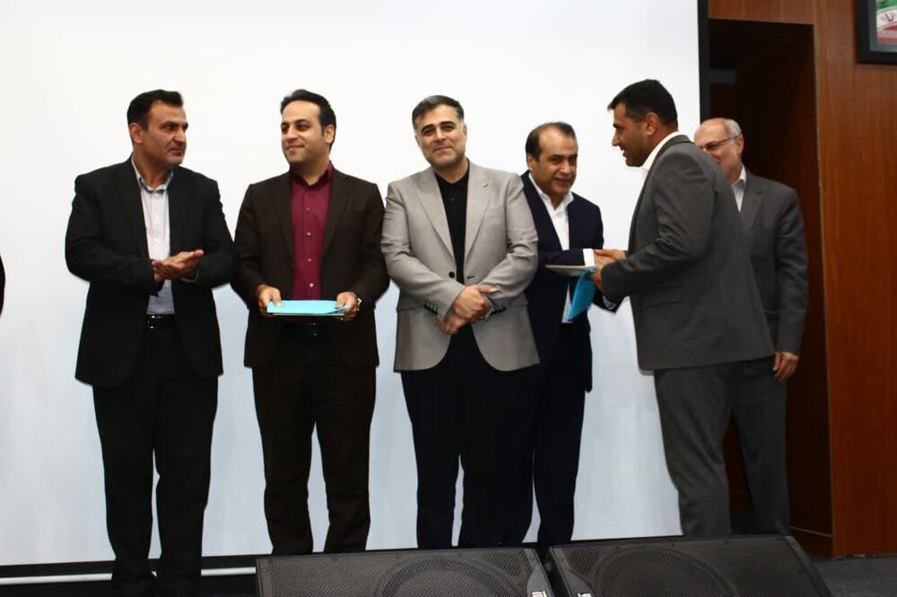 مدیران روابط عمومی دستگاههای اجرایی شهرستان کاشان تقدیر شدند + عکس