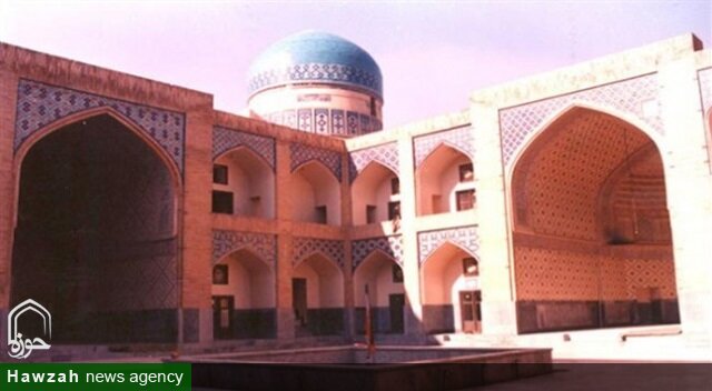 مدرسه دو درب؛ شش قرن شکوه علم و وقف در جوار حرم رضوی