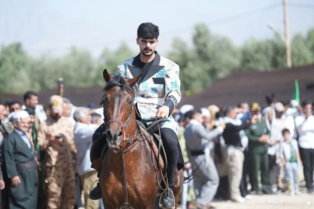 تصاویر/ رزمایش بزرگ بسیج عشایری کشور با عنوان میثاق با ولایت در لرستان