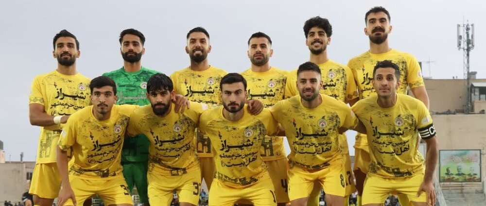 همه دلسوزان ورزش فارس، از تیم فجر سپاسی حمایت کنند