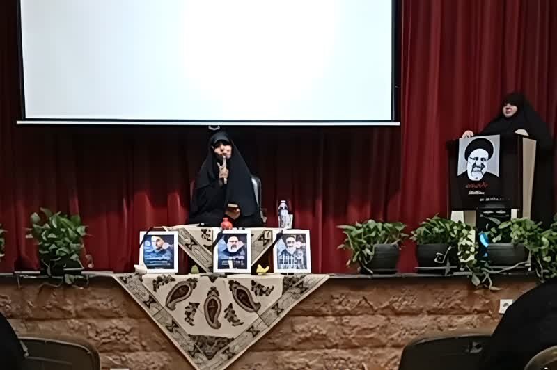 شهید رئیسی در چارچوب فکری و معرفتی امامین انقلاب حرکت کرد