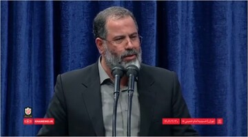 فیلم | شعرخوانی حاج محمدرضا بذری در مراسم بزرگداشت شهید رئیسی و شهدای پرواز اردیبهشت