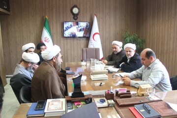 تصاویر / دیدار مدیر و معاونین مرکز مدیریت حوزه علمیه قزوین با مدیر عامل جمعیت هلال احمر