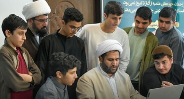 برگزاری دورهمی پژوهشی "یک روز با ابراهیم" در مدرسه علمیه امام حسن مجتبی(ع)