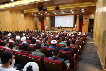 تصاویر/ مراسم گرامیداشت شهدای خدمت با عنوان "الگوی حکمرانی شهید جمهور"  در خوی