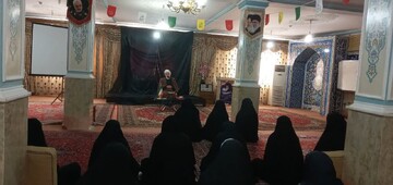 نشست بصیرتی «بزرگداشت مقام شهدای خدمت» در مدرسه علمیه حضرت فاطمه(س) خسروشاه