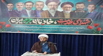 شهید رئیسی تمام‌قامت در مسیر اصول انقلاب و خدمت به مردم ایستاد