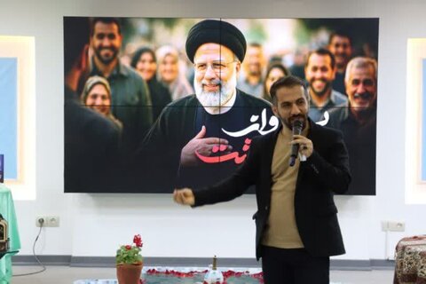 تصاویر/محفل ملی شعرخوانی پرواز اردیبهشت در اراک