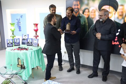 تصاویر/محفل ملی شعرخوانی پرواز اردیبهشت در اراک