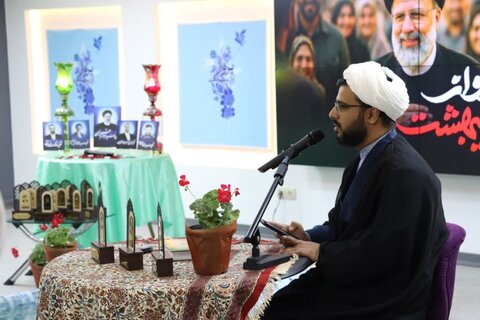 تصاویر/محفل ملی شعرخوانی پرواز اردیبهشت در اراک