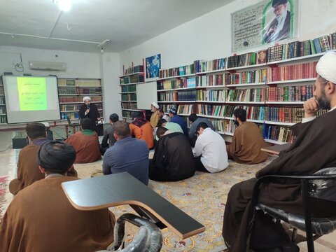 جلسه تحلیل مسائل سیاسی