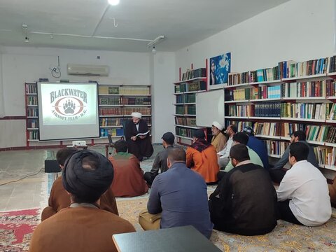 جلسه تحلیل مسائل سیاسی