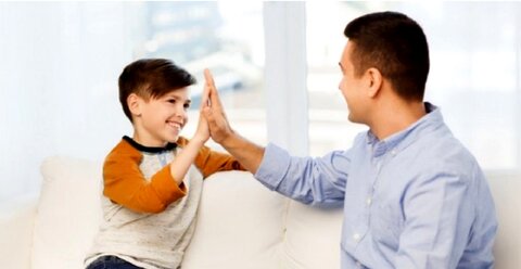 مردوں میں باپ کے کردار کا شعور کیسے بیدار کیا جا سکتا ہے؟