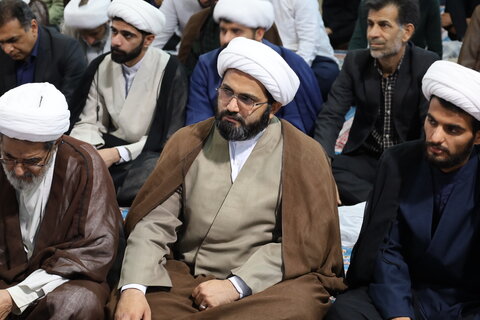 اجتماع طلاب و روحانیون  زابل در مراسم بزرگداشت شهدای خدمت