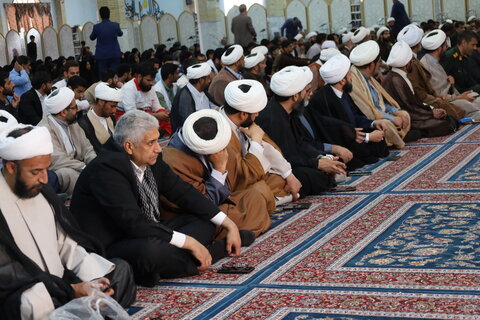 اجتماع طلاب و روحانیون  زابل در مراسم بزرگداشت شهدای خدمت