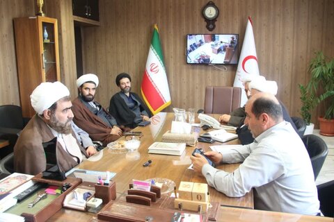 تصاویر / دیدار مدیر ومعاونین مرکز مدیریت حوزه علمیه قزوین با مدیر عامل جمعیت هلال احمر قزوین