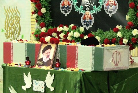 تصاویر/ گرامیداشت شهدای خدمت در بندر دیّر