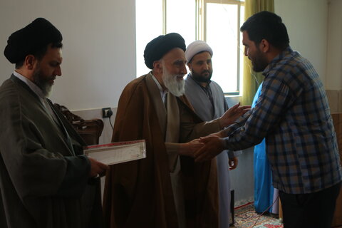 تجلیل از ممتازین تحصیلی حوزه علمیه سفیران هدایت امام رضا علیه‌السلام ملایر